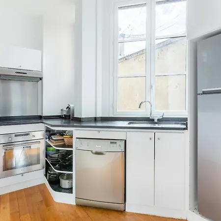 Apartment Tresor Du Marais Elegant De 110m2 Paris